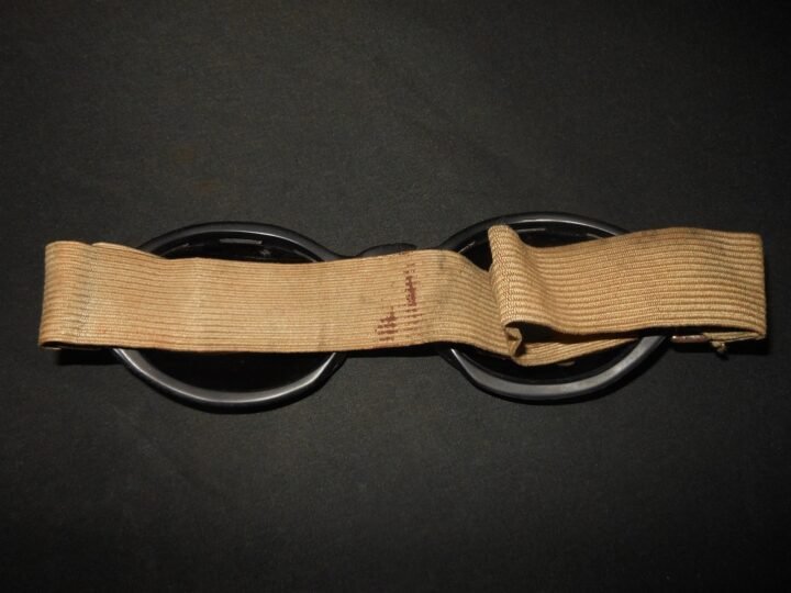 WW2 German Luftwaffe Nitsche u. Gunther – SPLINTER-PROOF PILOT GOGGLES – NOS! — image 6