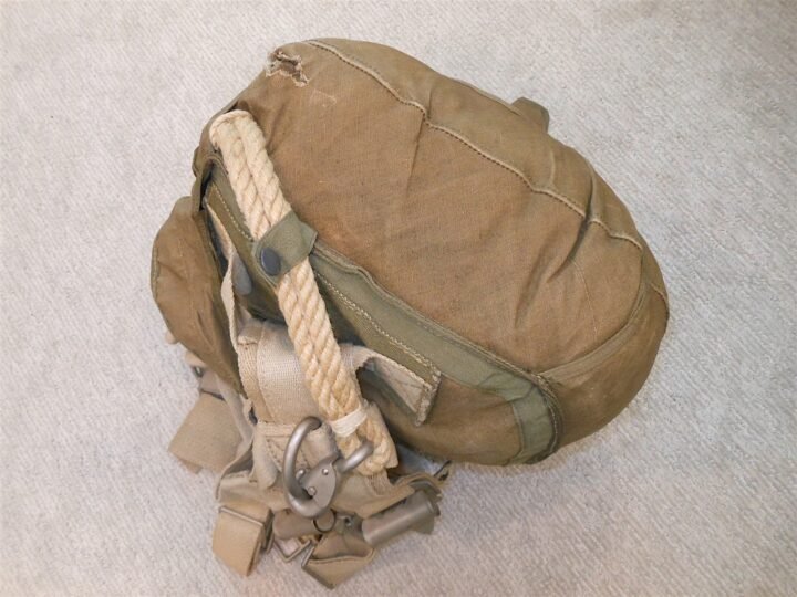 WW2 German Luftwaffe Fallschirmjager – RZ20 PARATROOPER PARACHUTE – AMAZING! — image 8