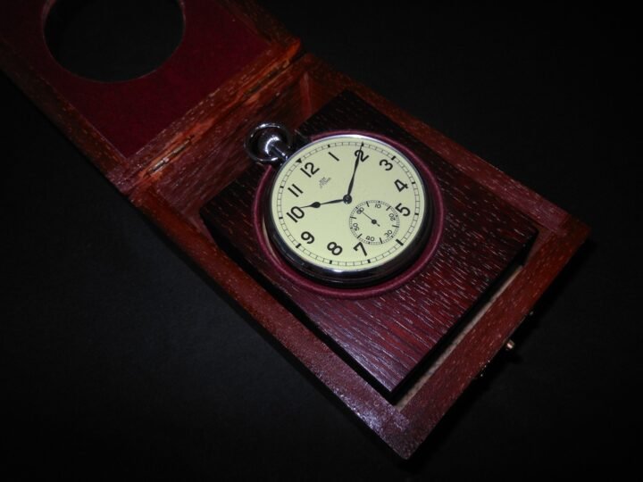 WW2 German Kriegsmarine – STOWA NAVIGATIONAL POCKET WATCH – U-BOATS SHIPS – RARE — image 2