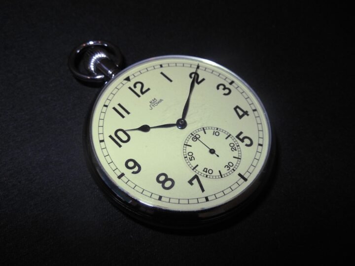 WW2 German Kriegsmarine – STOWA NAVIGATIONAL POCKET WATCH – U-BOATS SHIPS – RARE — image 3