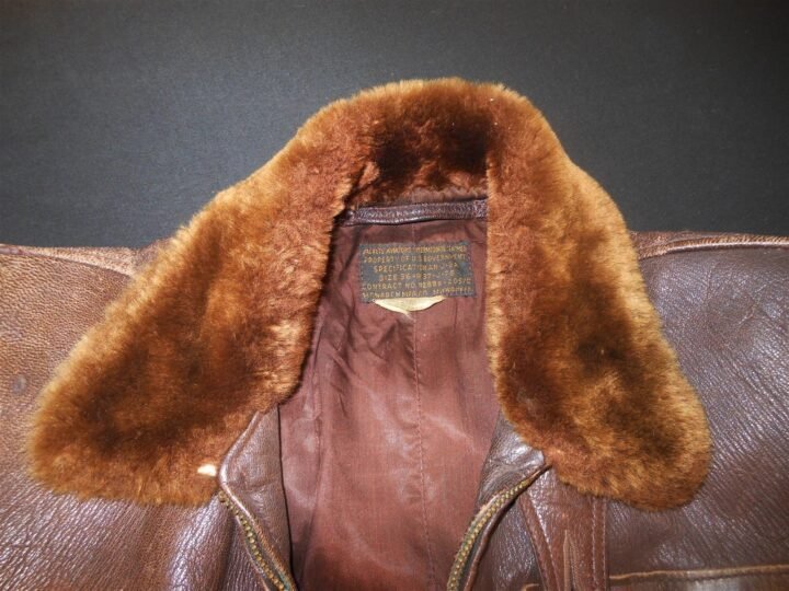 WW2 US NAVY – AN-J-3A LEATHER PILOT FLIGHT JACKET – MONARCH – NAMED – VERY NICE! — image 16