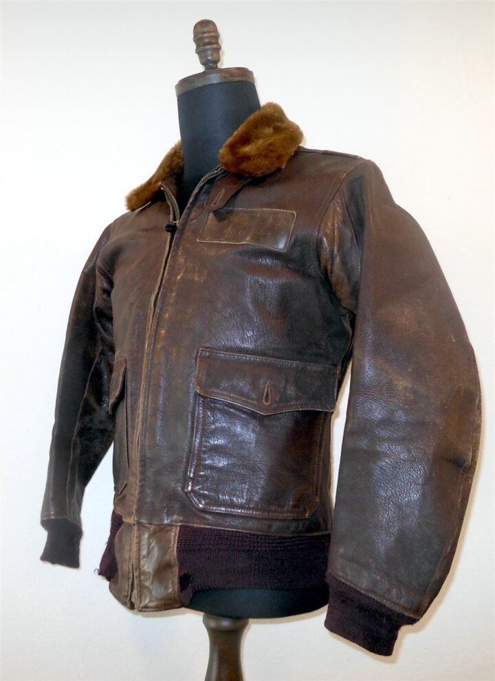 WW2 US NAVY – AN-J-3A LEATHER PILOT FLIGHT JACKET – MONARCH – NAMED – VERY NICE! — image 3