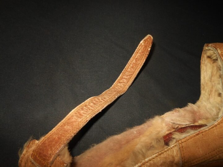 WW II Imperial Japanese Army – LEATHER FLIGHT HELMET – WINTER VERSION – NOS! — image 13