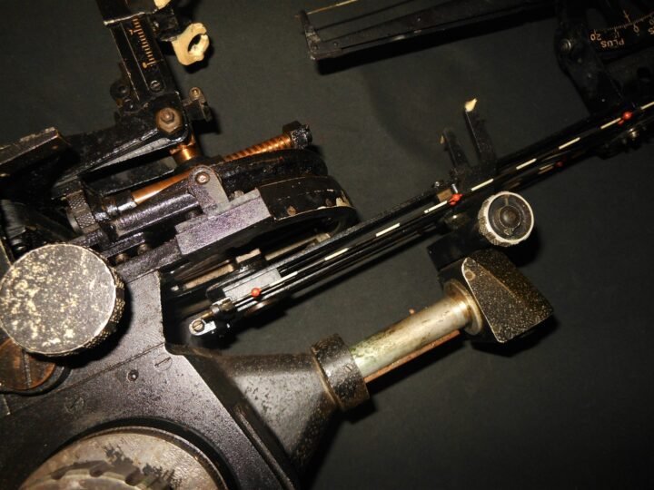 WW2 RAF RCAF Bomber Aircraft Course Setting Bomb Sight MK IX E – Mosquito etc. — image 13