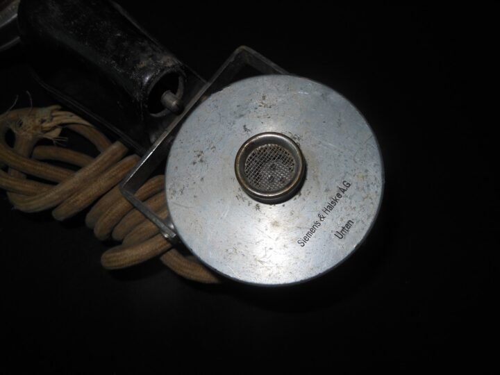 WW1 German Army Feldfernsprecher – TRENCH / FIELD PHONE HANDSET – RARE! — image 4