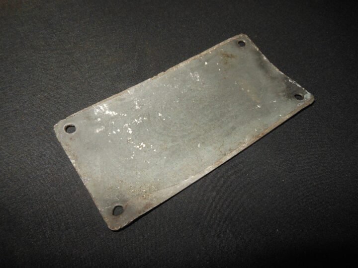 WW2 German Wehrmacht – ENGINE VALVE COVER DATA PLATE – MAYBACH HL42 – RARE! — image 5