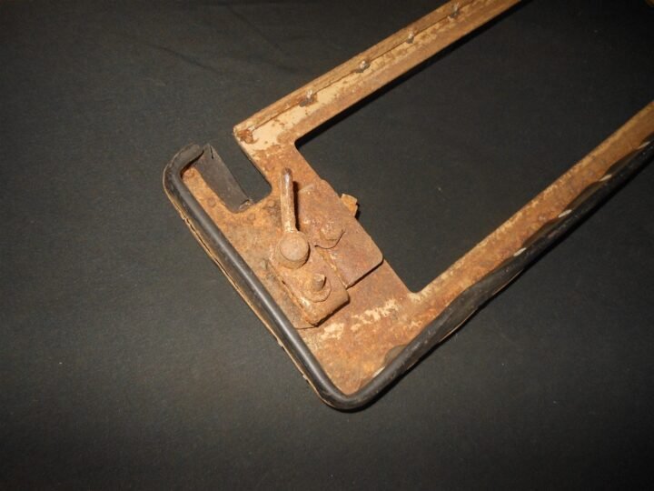 WW2 German Wehrmacht Schutzfenster – DRIVER VISION PORT – Sd.Kfz. 251 – NICE! — image 3