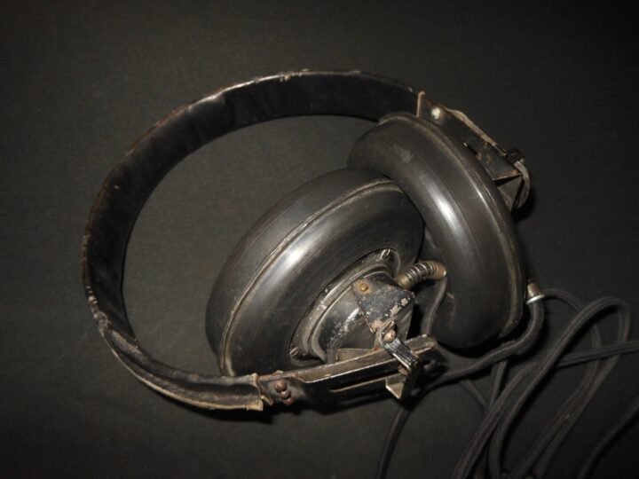 WW2 German Wehrmacht Dfh. a Kopfhörer – PANZER HEADSET – 1943 – #9 – VERY NICE! — image 2
