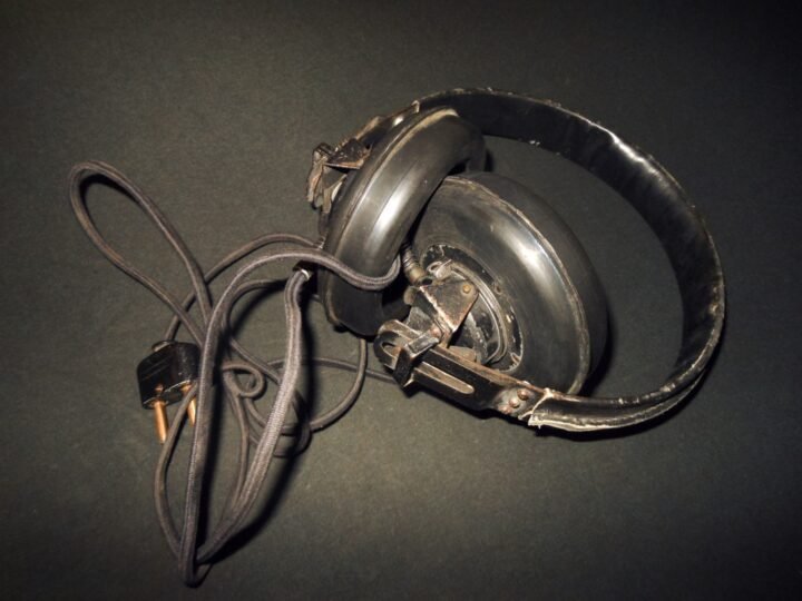 WW2 German Wehrmacht Dfh. a Kopfhörer – PANZER HEADSET – 1943 – #9 – VERY NICE! — image 4