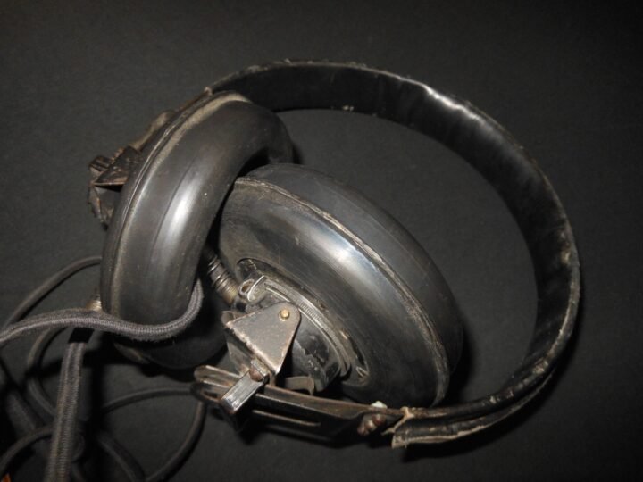 WW2 German Wehrmacht Dfh. a Kopfhörer – PANZER HEADSET – 1943 – #9 – VERY NICE! — image 5