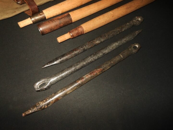 WW1 Prussian Heer Zeltausrüstung – TENT POLE & PIN CARRY BAG W/CONTENTS – NICE! — image 4