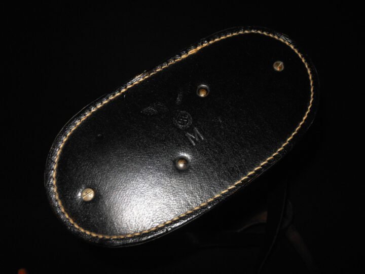 WW2 German Kriegsmarine – 7×50 TALL BINOCULAR CASE + STRAP & FILTERS – SUPERB! — image 9