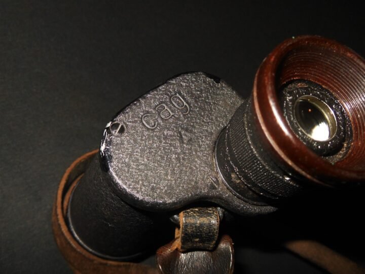 WW2 German Wehrmacht Dienstglas – 6×30 BINOCULARS – BLACK CRACKLE FINISH – RARE! — image 12