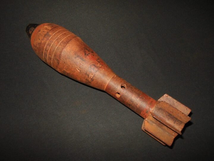 WW2 German Wehrmacht W.Gr.36 – 5.0 CM MORTAR ROUND w/ BAKELITE FUSE – Le.Gr.W.36 BARN FIND – VERY NICE! — image 2