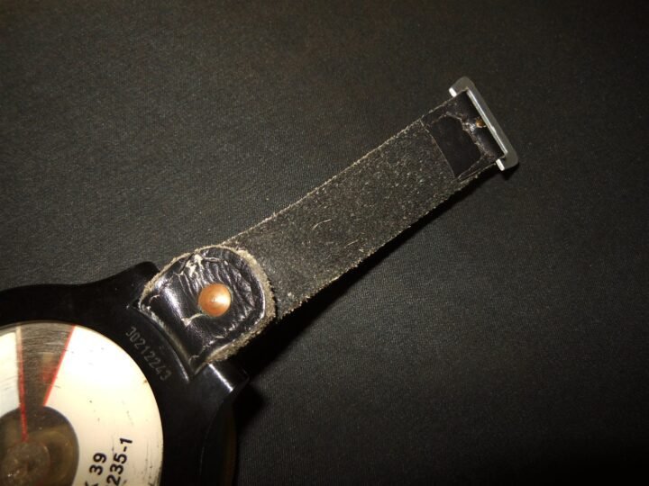 WW2 German Luftwaffe Armbandkompaß 39 – AK39 WRIST COMPASS – 2nd MODEL – NICE! — image 6