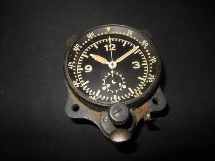WW2 German Luftwaffe Borduhr – JUNGHANS COCKPIT CLOCK – 5th MODEL – BOXED! — image 4