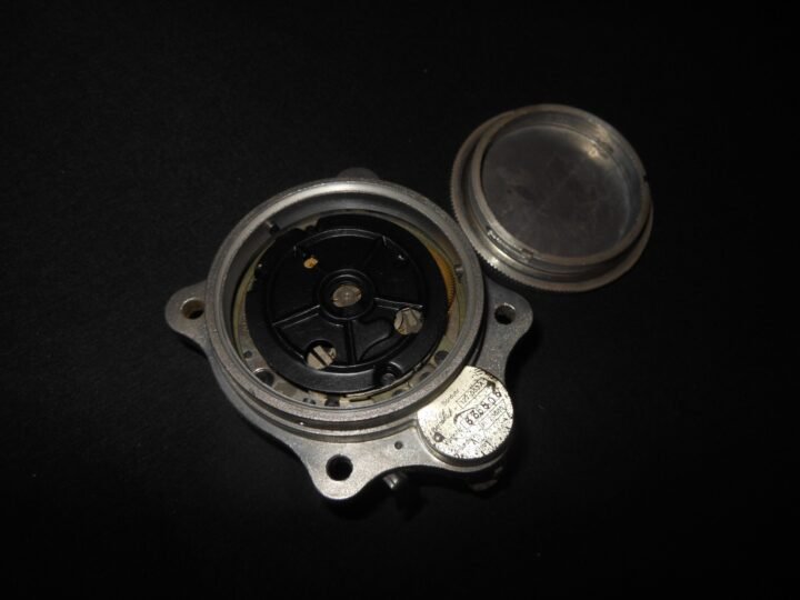 WW2 German Luftwaffe Borduhr – JUNGHANS COCKPIT CLOCK – 5th MODEL – BOXED! — image 8