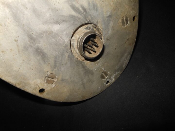 WW2 US Army Aircraft – BENDIX RADIO LOOP ANTENNA – MN-20D – B-17 B-25 C-47 — image 7