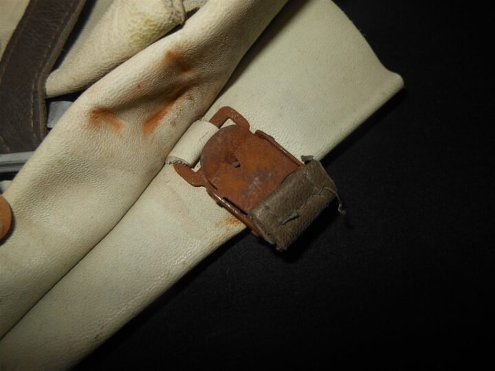 WW2 German Wehrmacht Lederhandschuh – WHITE LEATHER MITTENS – 1943 DATED – NICE! — image 6