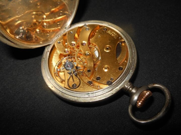 WW2 German Kriegsmarine – NAVIGATIONAL POCKET WATCH – NARDIN – U-BOATS & SHIPS — image 11