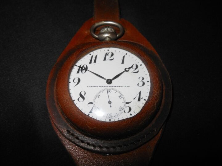 WW1 German Heeres Taschenuhr – ARMY ISSUE POCKET WATCH w/ STRAP – REVUE – NICE! — image 3