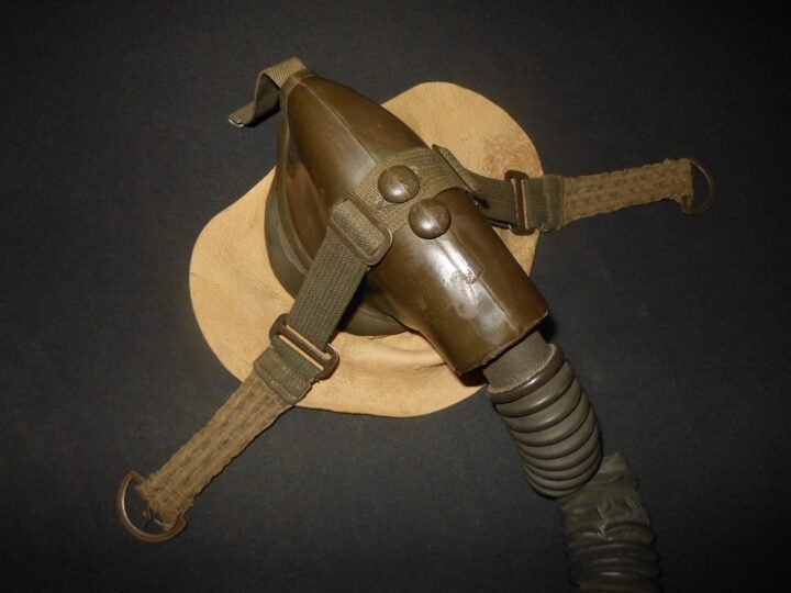 WW2 German Luftwaffe Sauerstoffmaske – 1067 / HM51 PILOT OXYGEN MASK – RARE! — image 18