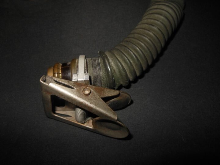 WW2 German Luftwaffe Sauerstoffmaske – 1067 / HM51 PILOT OXYGEN MASK – RARE! — image 5