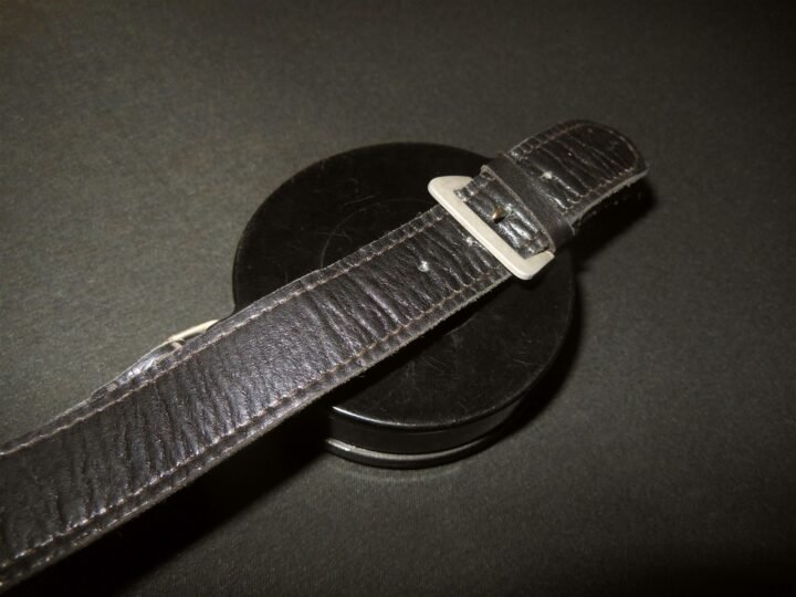 WW2 German Luftwaffe Armkompaß – AK39 WRIST COMPASS – 1ST MODEL – UNISSUED! — image 4