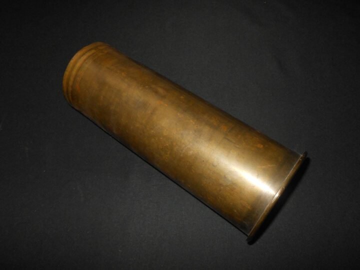 WW1 German Army – 7.7cm FK 16 ARTILLERY SHELL CASING – OCT 1917 – NICE! — image 2