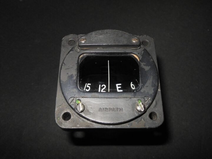 U.S. Vietnam Era Aircraft – MAGNETIC COMPASS INDICATOR – B-52 – NICE! — image 3