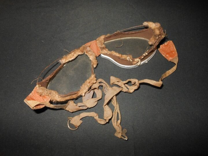 WW1 Imperial German / Prussian Fliegertruppe – FOLDING PILOT GOGGLES – NICE! — image 7