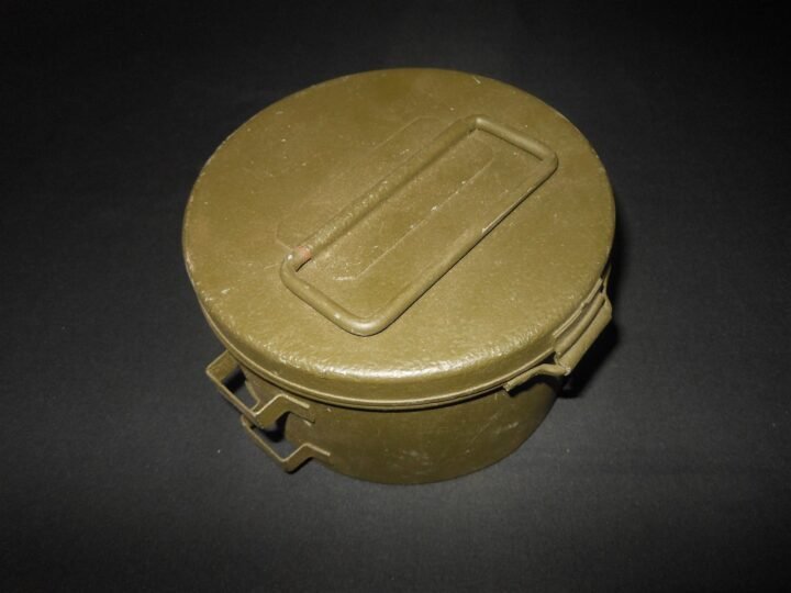WW2 German Wehrmacht – CAVALRY WAGON GREASE POT – CKF 43 -NICE! — image 2