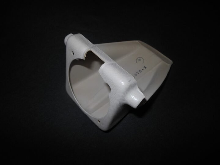 Beechcraft Bonanza – MODEL 35 CLOCK INSTRUMENT PANEL MOUNT – TISSOT JUNGHANS — image 6