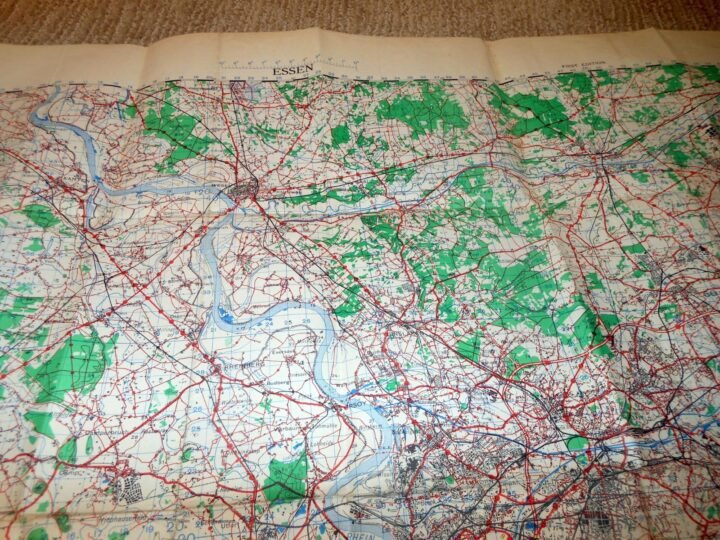 WW2 British War Office Army – 1:100,000 TOPOGRAPHICAL MAP – ESSEN – 1944 – NICE! — image 10