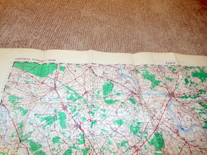 WW2 British War Office Army – 1:100,000 TOPOGRAPHICAL MAP – ESSEN – 1944 – NICE! — image 3