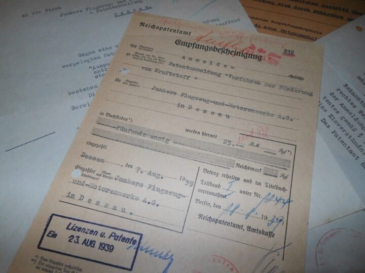 WW2 German Luftwaffe – JUNKERS MOTORENWERKE FUEL SYSTEM PATENT DOCUMENTS – NICE — image 4