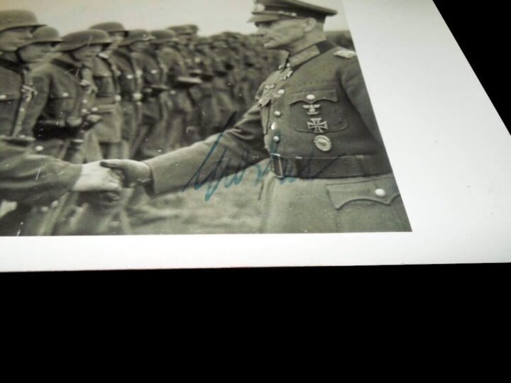WW2 German Wehrmacht Autograph – GENERAL FERDINAND HEIM – WARTIME SIGNATURE — image 3