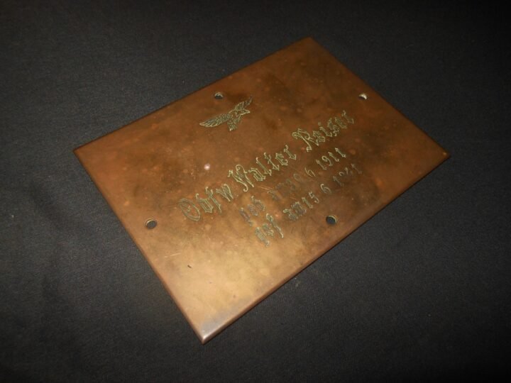 WW2 German Luftwaffe – BRASS MEMORIAL PLAQUE – REISER – KIA – Fw200 CONDOR — image 2