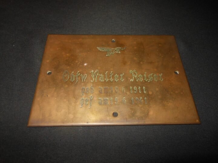 WW2 German Luftwaffe – BRASS MEMORIAL PLAQUE – REISER – KIA – Fw200 CONDOR — image 4