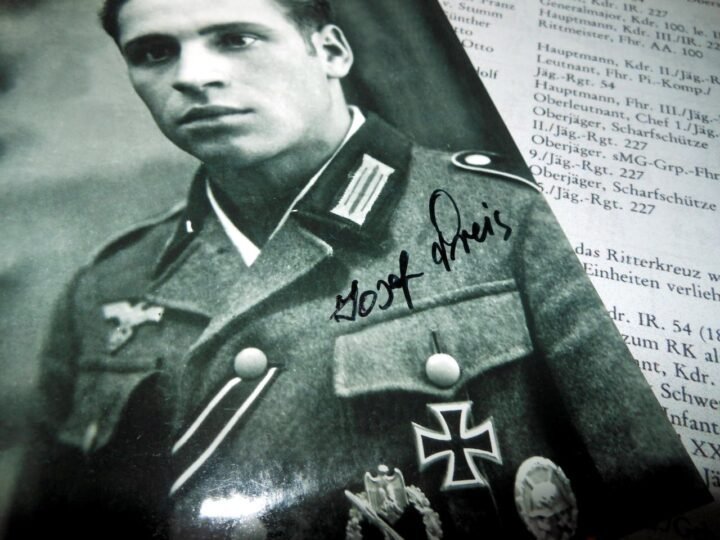 WW2 German Wehrmacht Autograph – OBERJAGER JOSEF PREIS – SIGNED PHOTO & DOCS — image 2