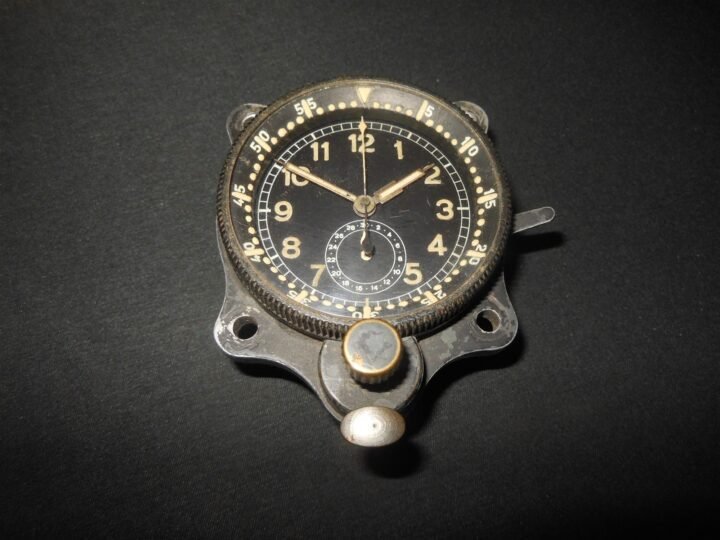 WW2 German Luftwaffe Borduhr – JUNGHANS COCKPIT CLOCK – 2nd MODEL – Ar96 – RARE! — image 2