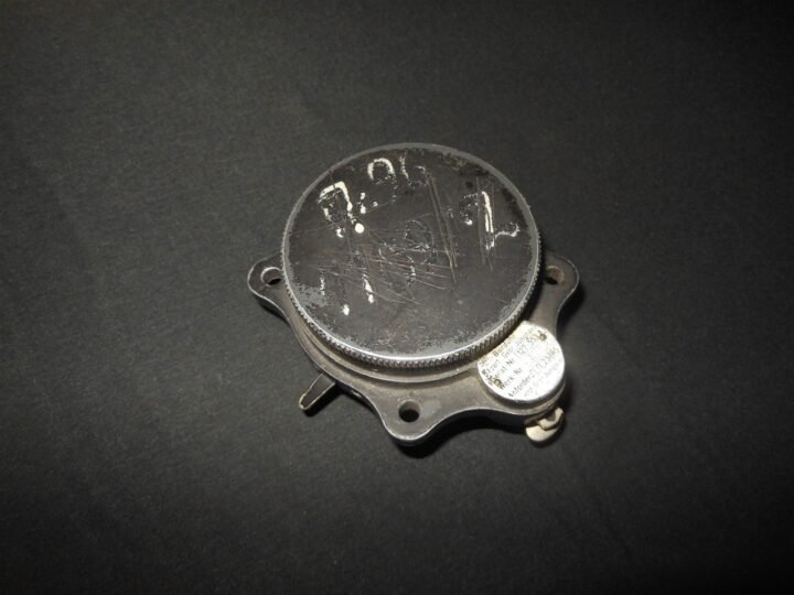 WW2 German Luftwaffe Borduhr – JUNGHANS COCKPIT CLOCK – 2nd MODEL – Ar96 – RARE! — image 6