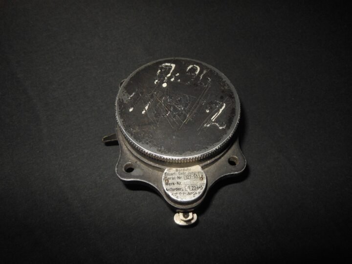 WW2 German Luftwaffe Borduhr – JUNGHANS COCKPIT CLOCK – 2nd MODEL – Ar96 – RARE! — image 7