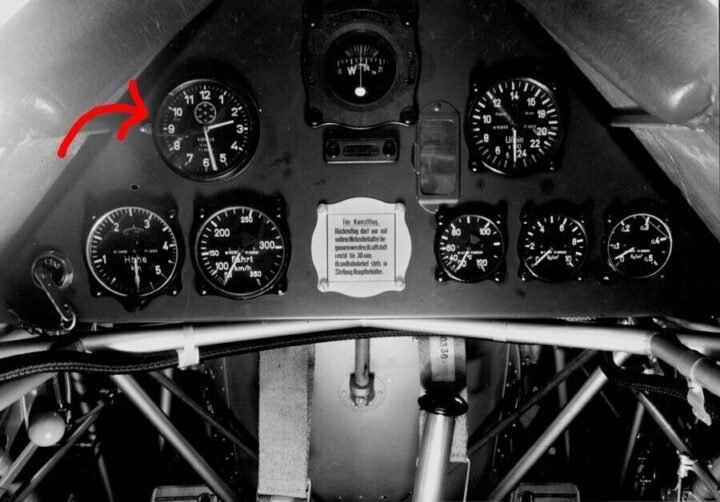 WW2 German Luftwaffe Borduhr – KIENZLE COCKPIT CLOCK – Ju52 Ar66 – NICE! — image 5