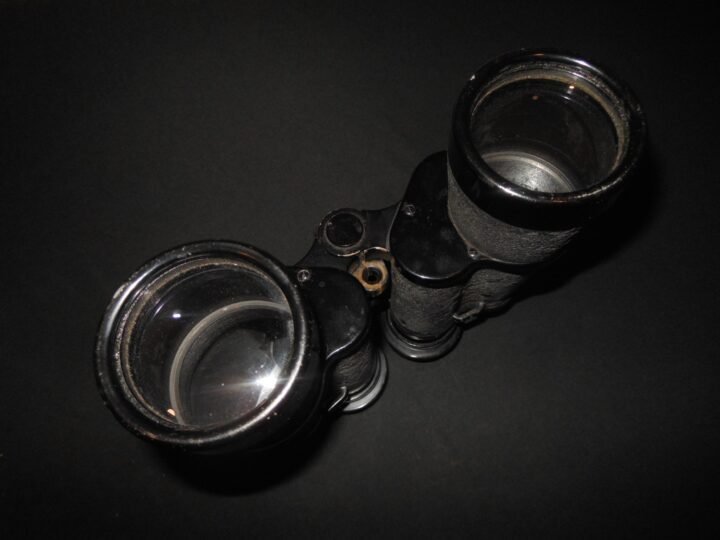 WW2 German Kriegsmarine – 7×50 CARL ZEISS GAS MASK BINOCULARS – VERY NICE! — image 12