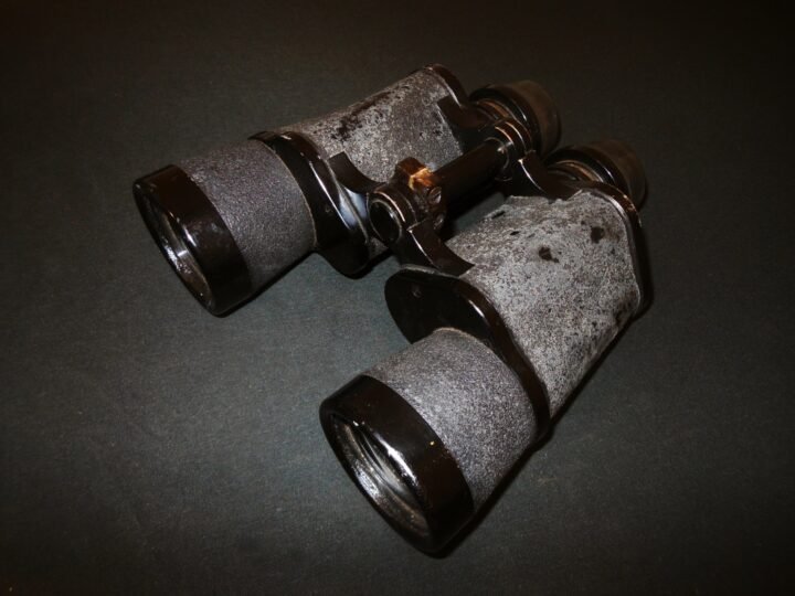WW2 German Kriegsmarine – 7×50 CARL ZEISS GAS MASK BINOCULARS – VERY NICE! — image 4