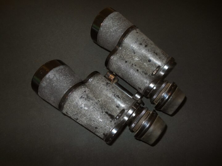 WW2 German Kriegsmarine – 7×50 CARL ZEISS GAS MASK BINOCULARS – VERY NICE! — image 7
