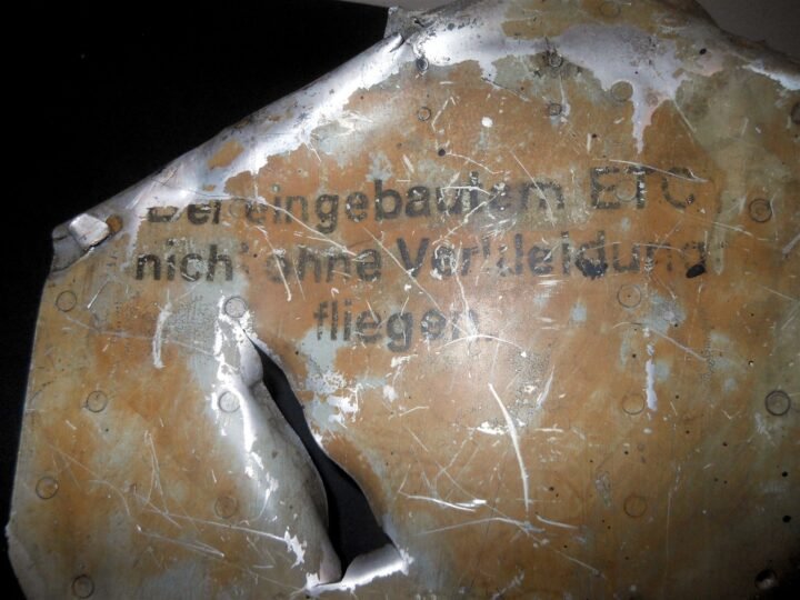 WW2 German Luftwaffe Aircraft – ENGINE COWLING SECTION – ETC WARNING – Me109 — image 3