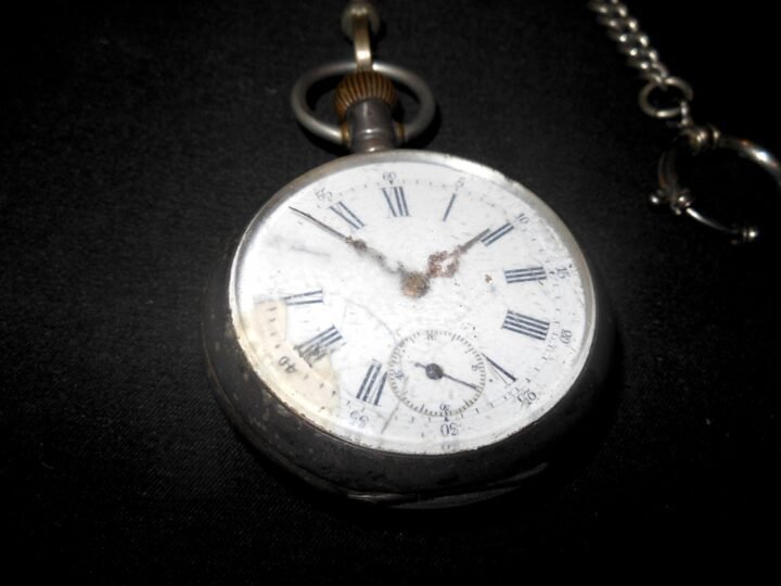 WW1 German Taschenuhr – CIVILIAN POCKET WATCH – .800 SILVER CASE – NICE! — image 3