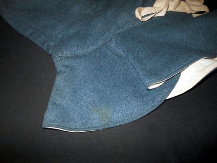 WW2 German Polizei Kopfhaube – BLUE-GREEN/ WHITE REVERSIBLE WINTER HOOD – NICE! — image 7